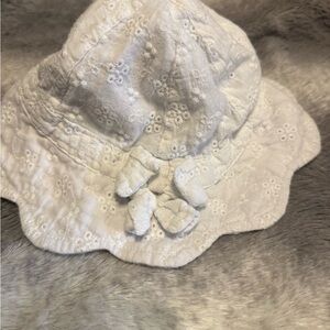 Baby White Hat